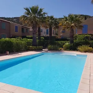  Hébergement de vacances Les Olivades - Golfe De Saint Tropez - De La Tour France